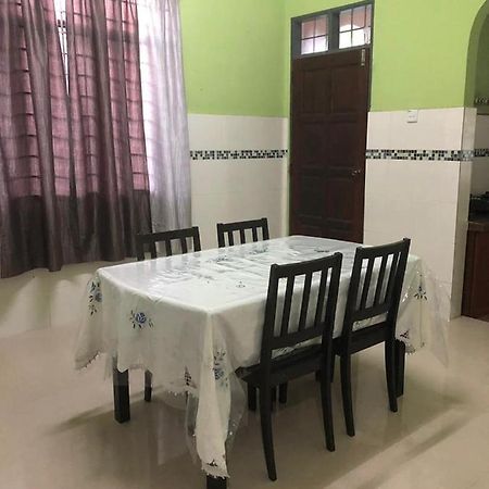 afza homestay Sura free unifi Kampong Sura Masjid Luaran gambar