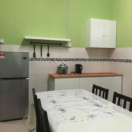 afza homestay Sura free unifi Kampong Sura Masjid Luaran gambar