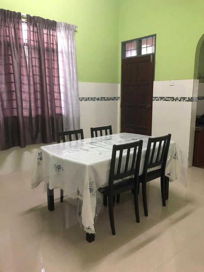 afza homestay Sura free unifi Kampong Sura Masjid Luaran gambar